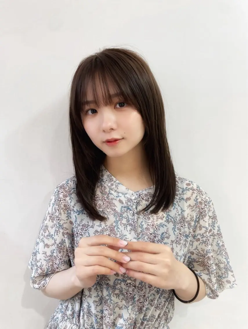 ミディアム レイヤーカット ❤️ショートカット ・顔周りカット❤️のヘアスタイル
