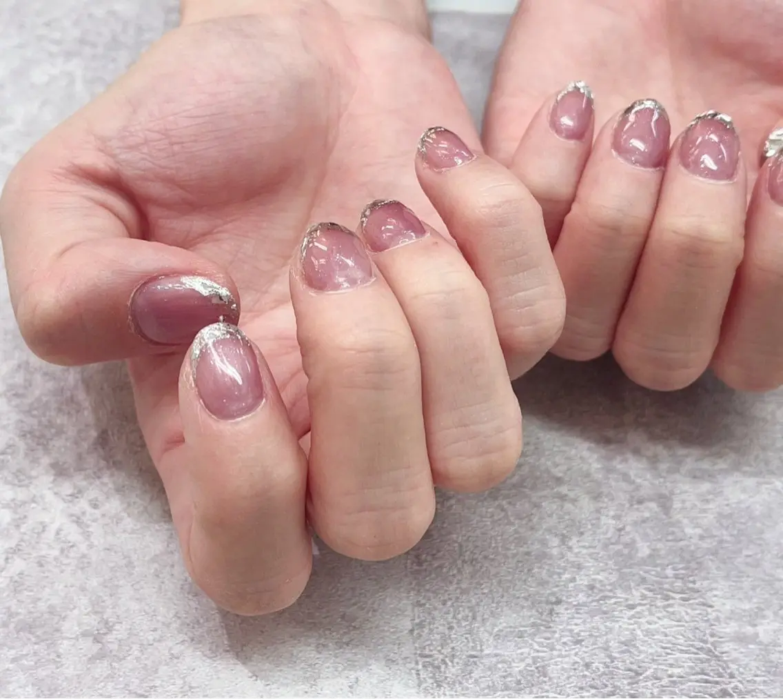 ネイル フレンチネイル ガラスフレンチ naiisalon apfelのネイルデザイン