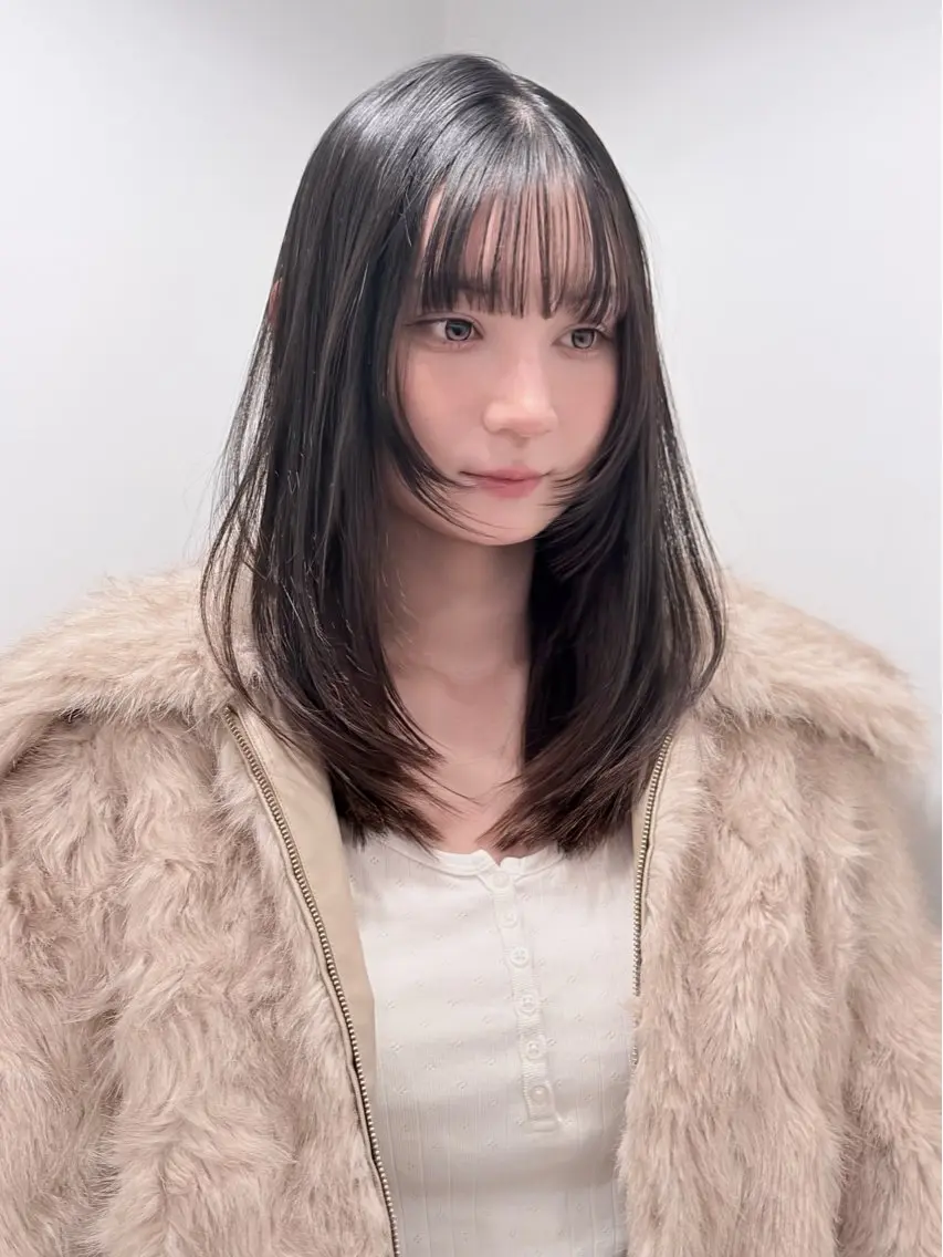 ミディアム ヘアカラー ヘアセット 羽鳥 菜々子のヘアスタイル