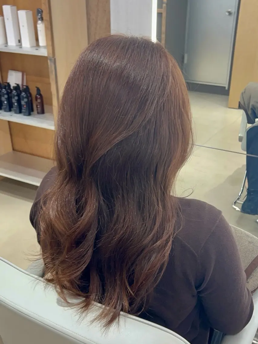 カラー ヘアカラー トリートメント 渡辺 愛里のヘアスタイル