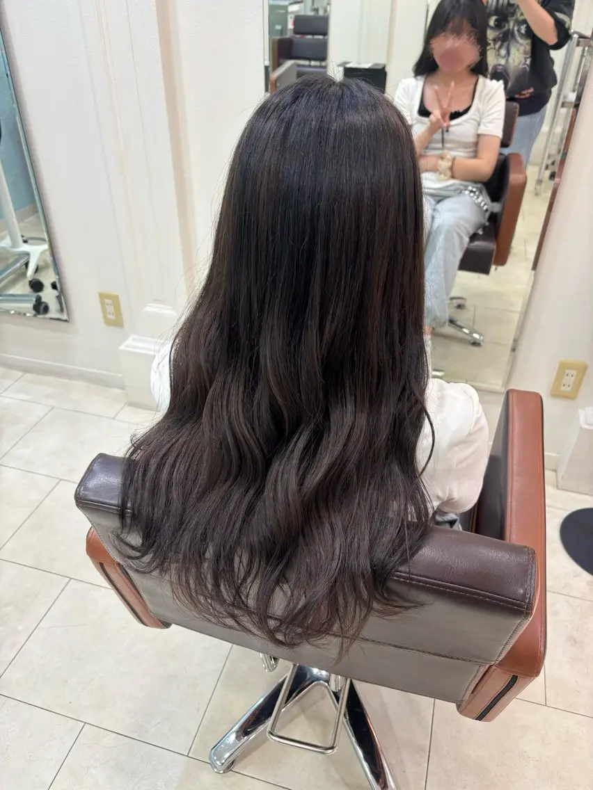 ロング 松本 さくらのヘアスタイル