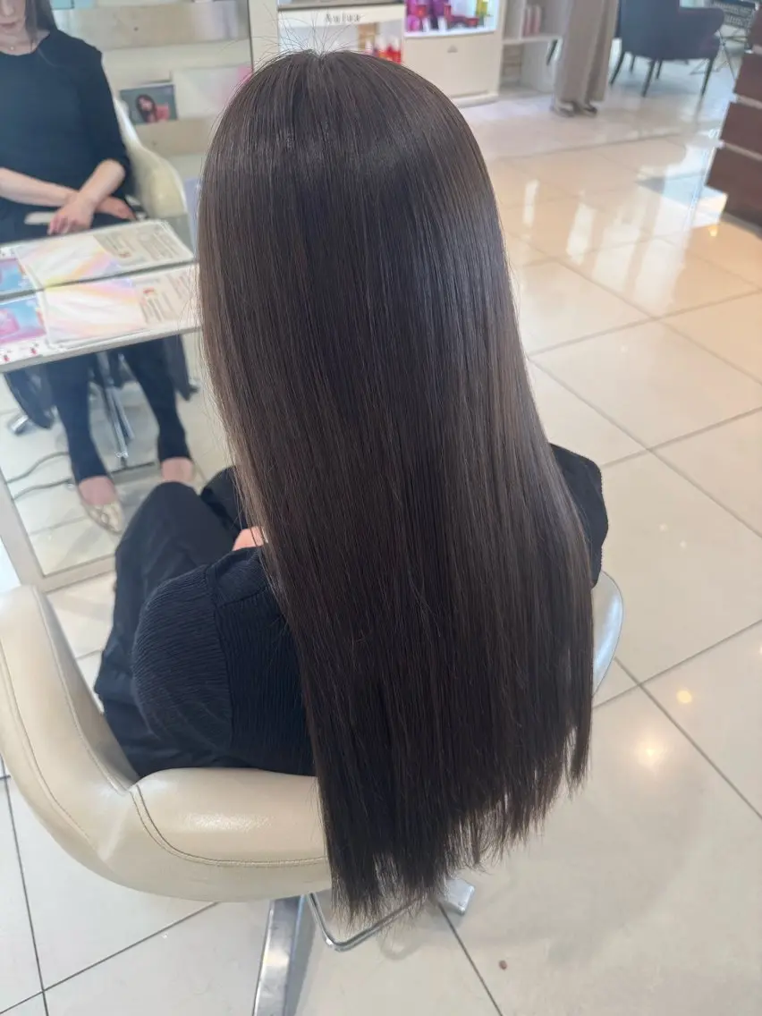 ロング ヘアカラー トリートメント 松下 紗季のヘアスタイル