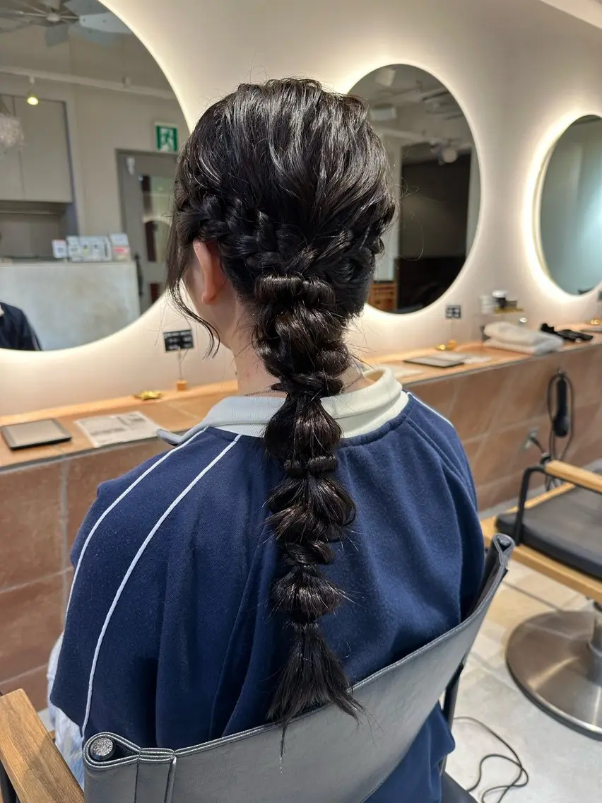 ロング ヘアアレンジ 横浜⭐️ブリーチ モデル💫あみ💫のヘアスタイル