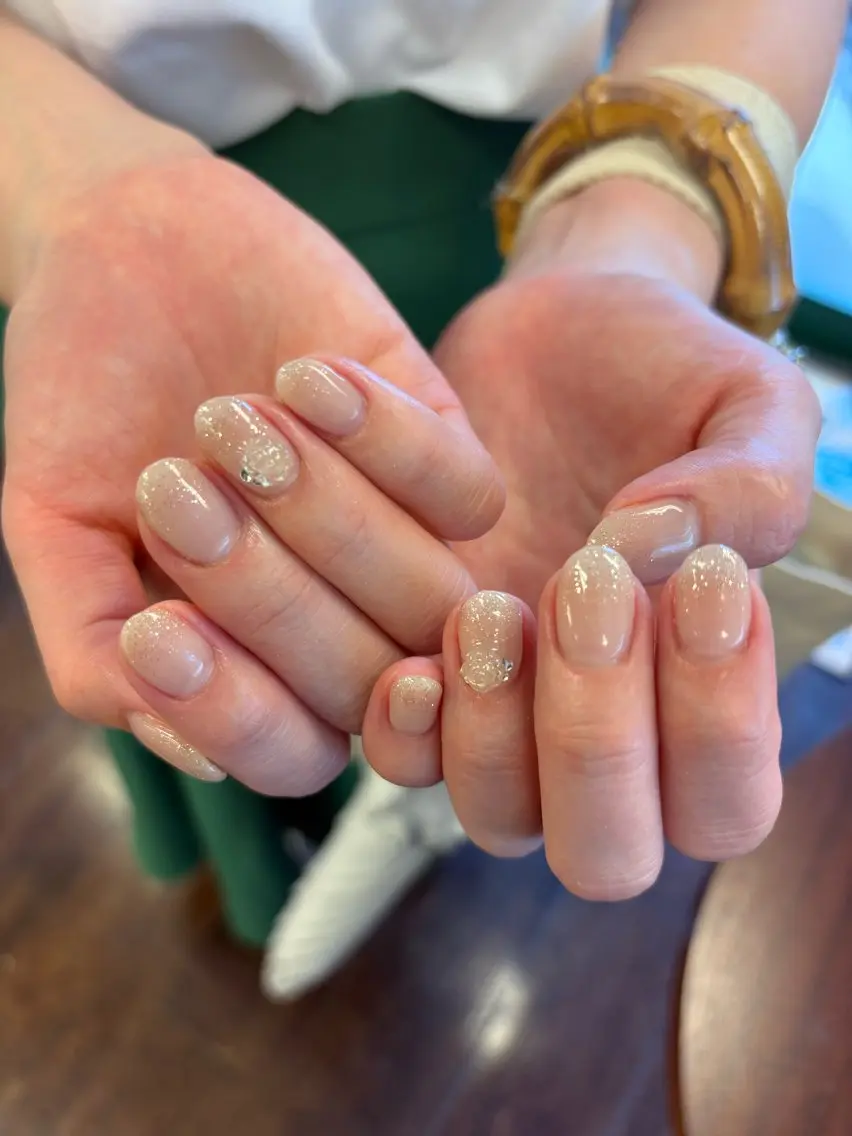 ネイル ハンドネイル AMI 美フォルムネイルのネイルデザイン