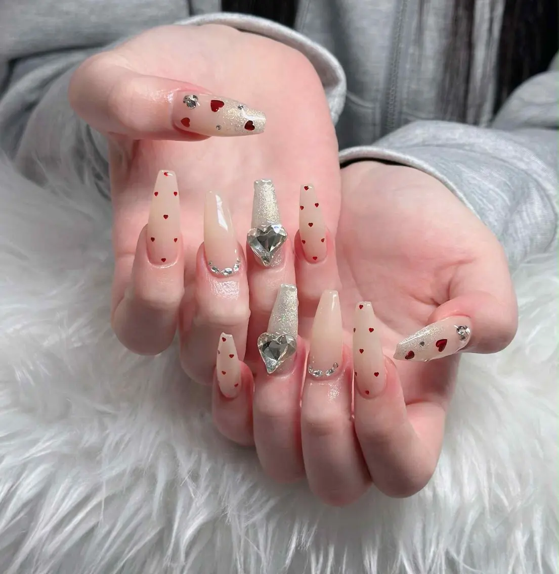 ネイル フレンチネイル ジェルネイル ガラスフレンチ ハロウィン ハート ハンドネイル H.baby Nail Salonのネイルデザイン