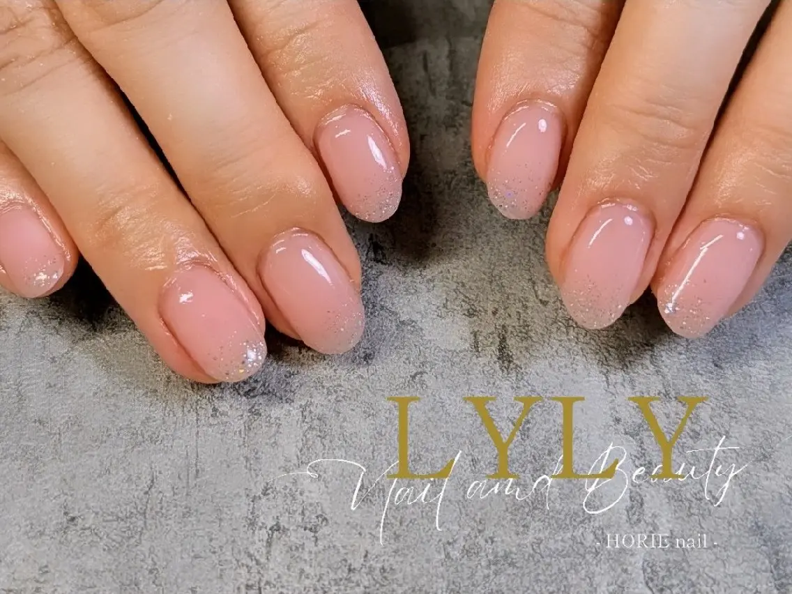 ネイル ラメ(グリッター) LYLY ✾ai✾のネイルデザイン