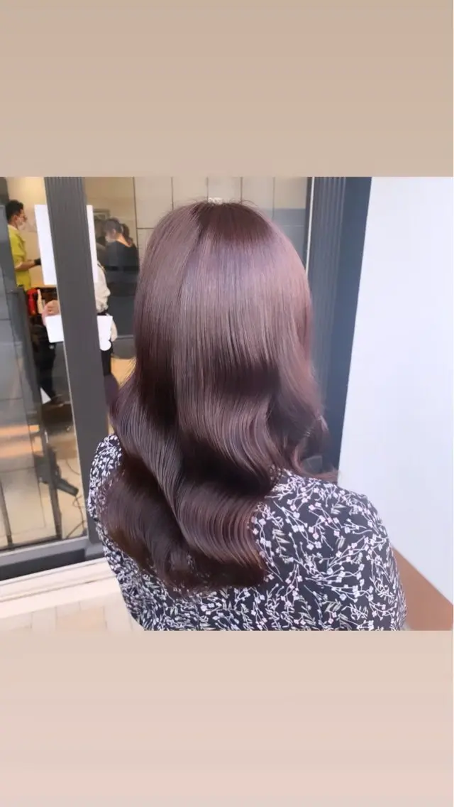 ロング ピンクラベンダー みゆ/ カラーリスト🎀のヘアスタイル