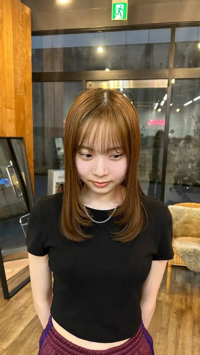 セミロング ショートボブ セミロングパーマ 韓国風カラー ボブ ハイライト 神田 姫奈|郡山 |レイヤーカットのヘアスタイル