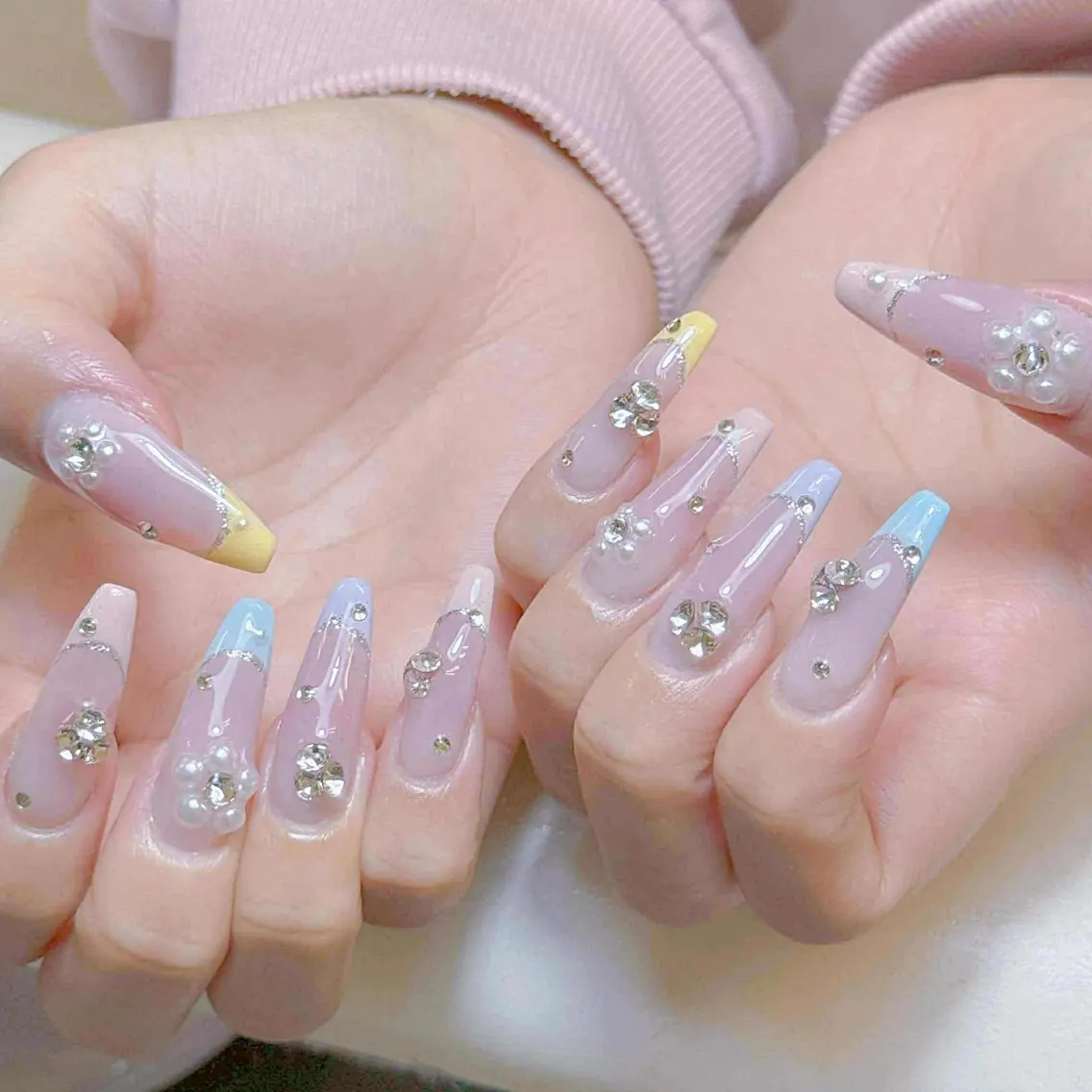 ネイル チークネイル 長さ出し フットネイル マグネットネイル 持ち込み ハンドネイル ANH NAIL ゴテゴテ専門店💎のネイルデザイン