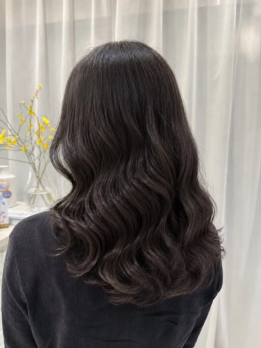 セミロング パーマ パーマ キタド アミのヘアスタイル