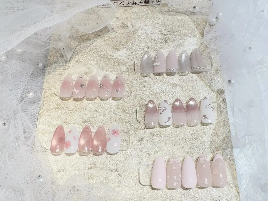春ネイルの写真