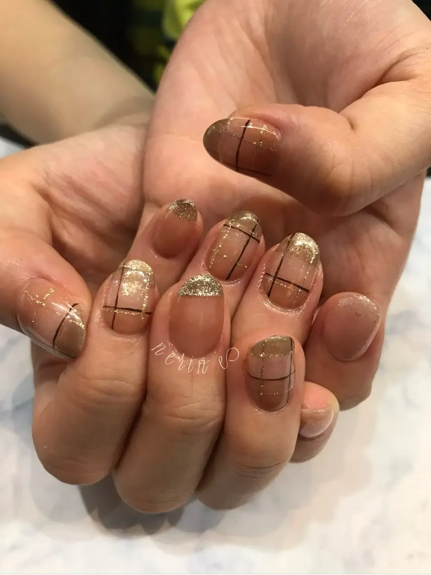 ネイル キラキラネイル NAILST Naomiのネイルデザイン