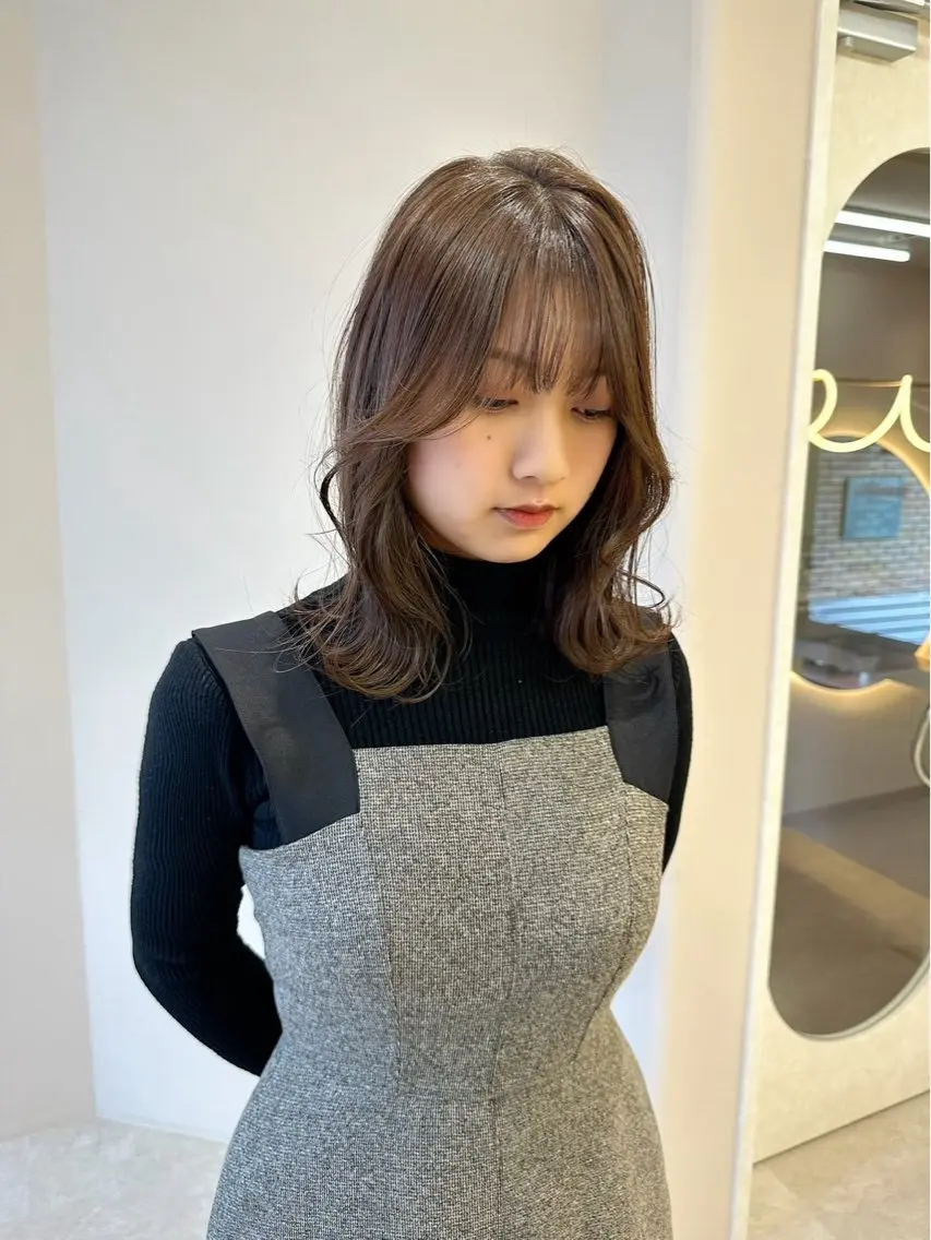 カラー 透明感カラー ヘアカラー rilliant 胡桃のヘアスタイル