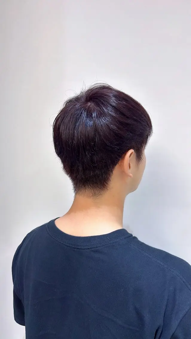 ショート カラー メンズ ボルドーカラー AIRI 🦋のヘアスタイル