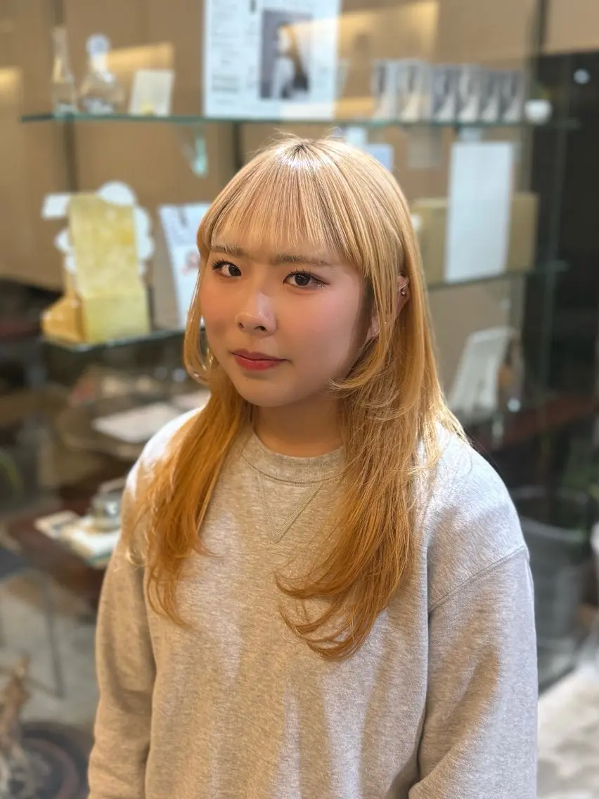 セミロング ハッシュカット レイヤーカット 中西 リナのヘアスタイル