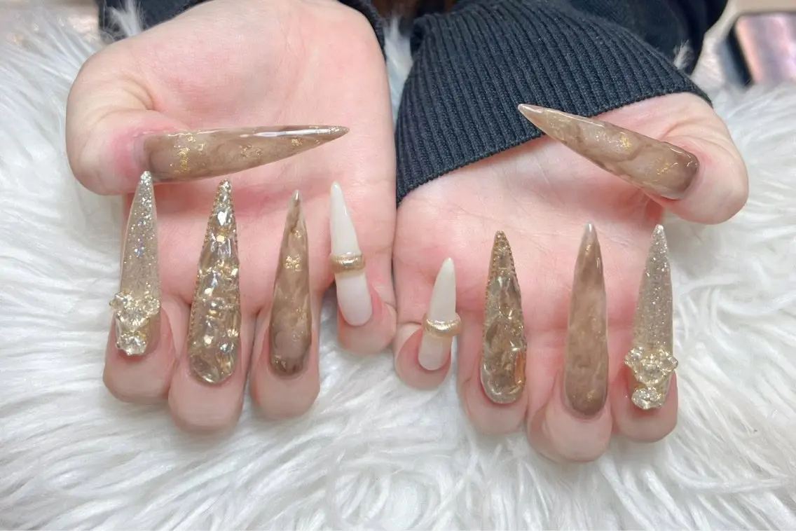 ネイル ハンドネイル ANH NAIL ゴテゴテ専門店💎のネイルデザイン