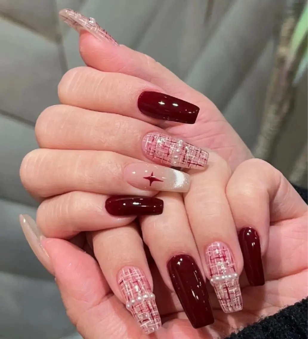 ネイル ハンドネイル Betty nail サロンのネイルデザイン