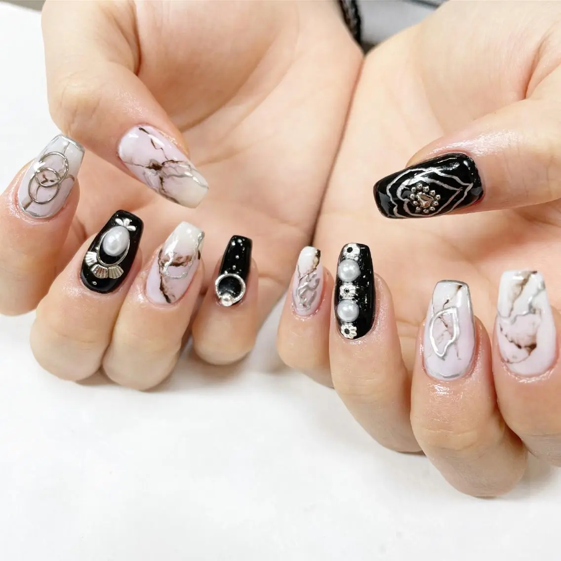 ネイル 大理石ネイル(マーブル) ハンドネイル Minami 🍓のネイルデザイン