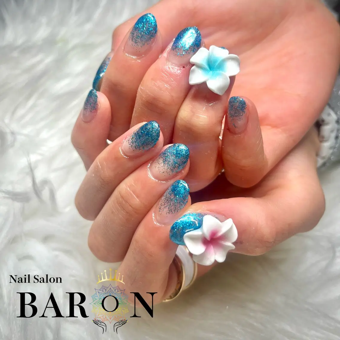 ネイル ブルー ラメ(グリッター) ハンドネイル ☆SAKI☆ BARON 店長のネイルデザイン