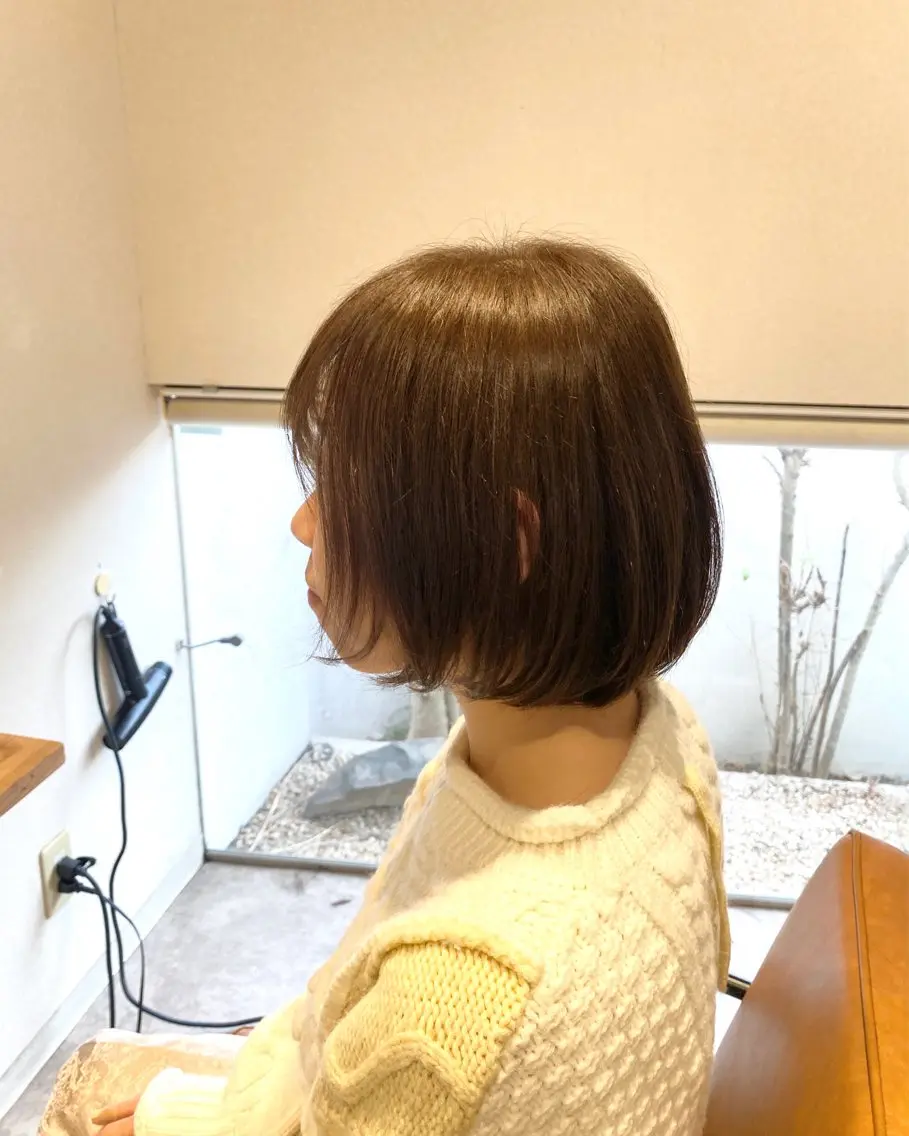 ショート 酸性ストレート/ブリ ーチなしWカラー河本のヘアスタイル