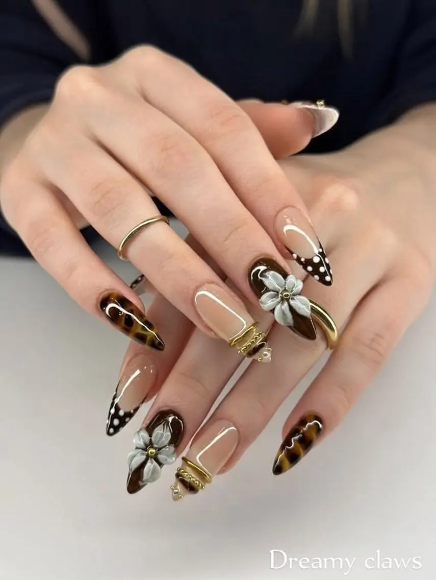 ネイル 長さ出し ジェルネイル 持ち込み ハンドネイル AMI  NAIL 池袋のネイルデザイン