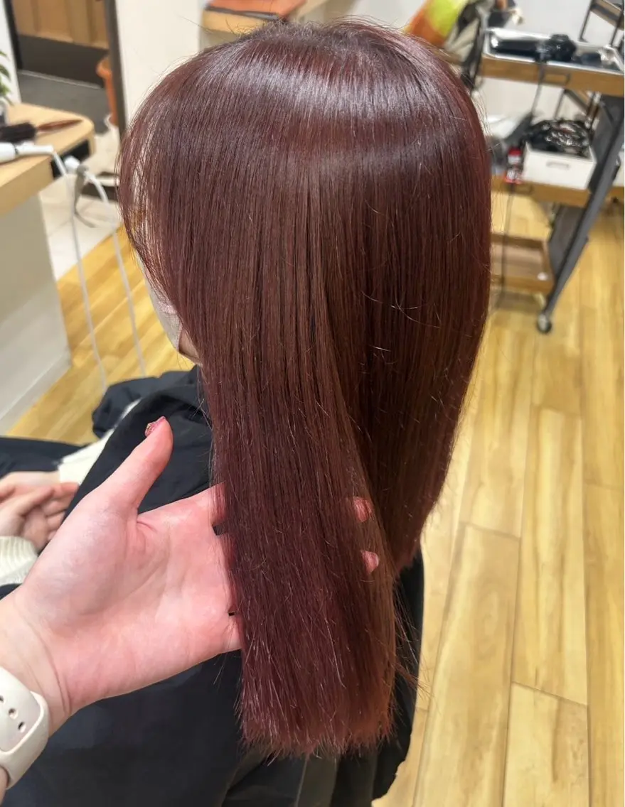 カラー MOLLA 陽菜のヘアスタイル