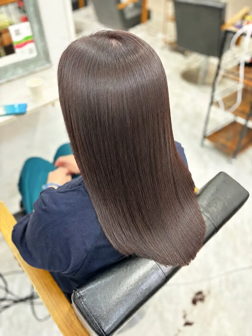 ロング カット ヘアカラー 縮毛矯正 トリートメント 松木 風夏のヘアスタイル