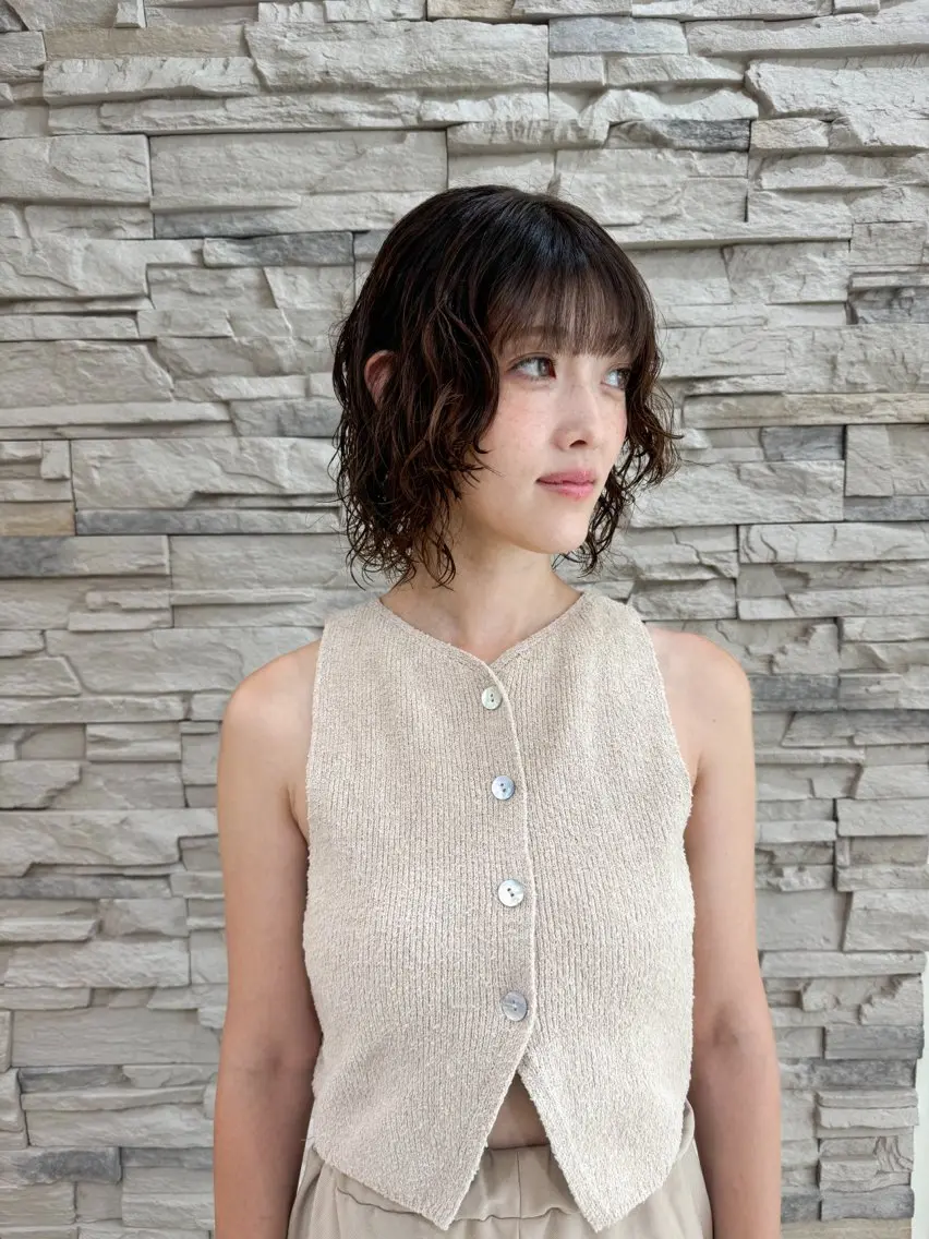 ショート パーマ ボブ レイヤーカット ニュアンスパーマ Seeknext // Rukaのヘアスタイル