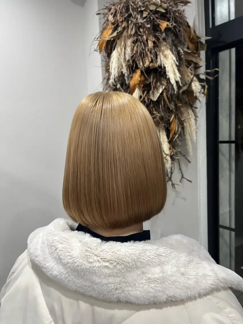カラー ブリーチ ヘアカラー 🖱️ナチュラルヘア 鍋谷美帆🖱️のヘアスタイル