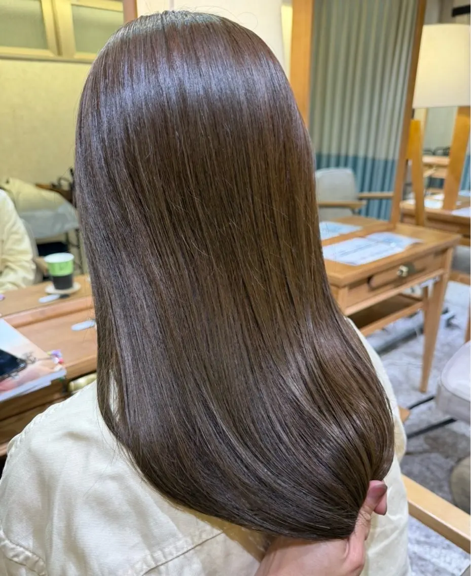 カラー 🩵🫧mei mei 🫧🩵のヘアスタイル