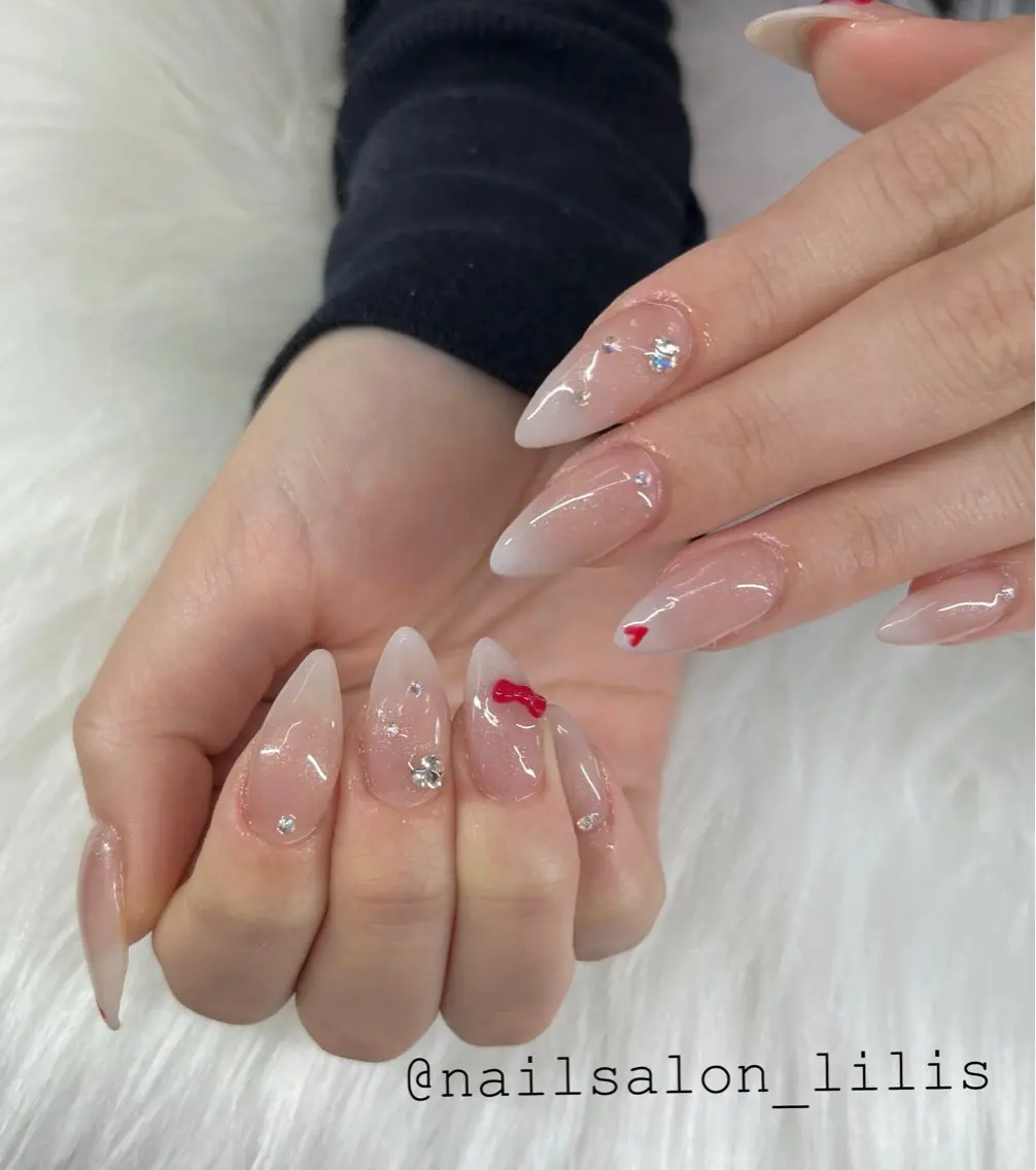 ネイル グラデーション nailsalon Lilisのネイルデザイン