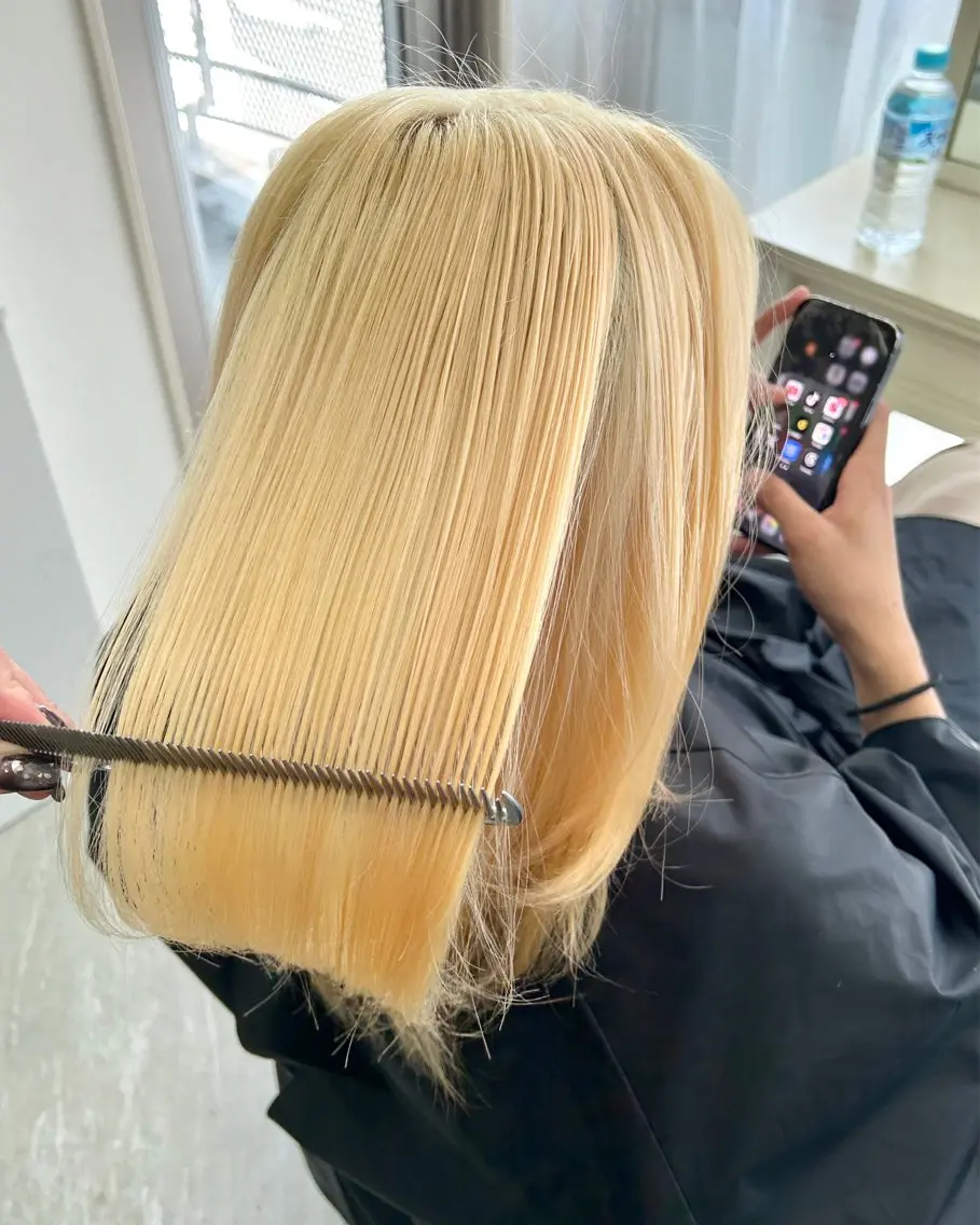 ミディアム カット ヘアカラー shiga mariaのヘアスタイル