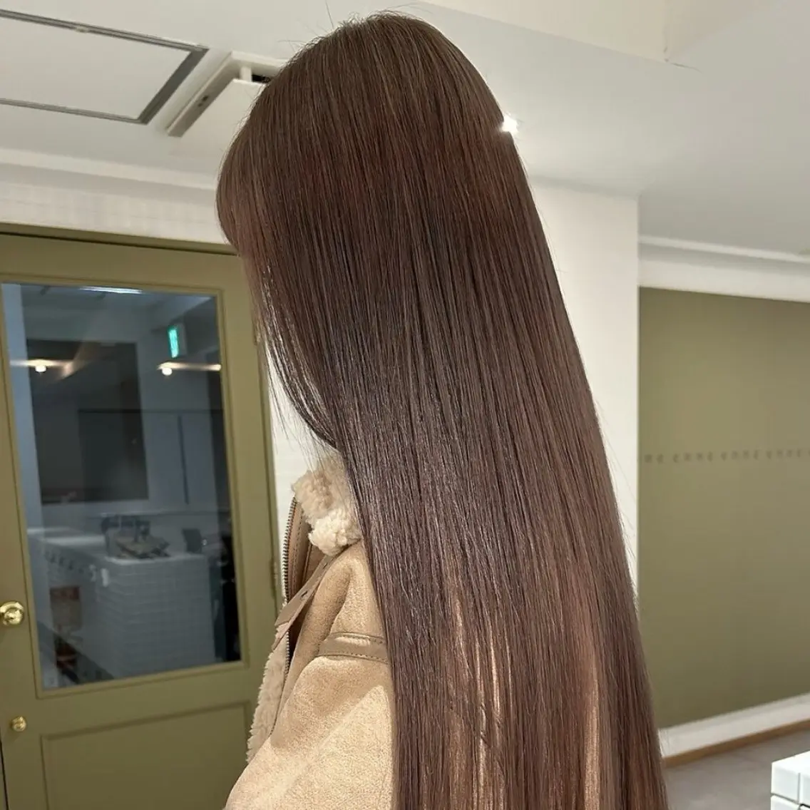 ロング カラー ブリーチ ヘアカラー ☕️NOA / レイヤーカット🍮のヘアスタイル