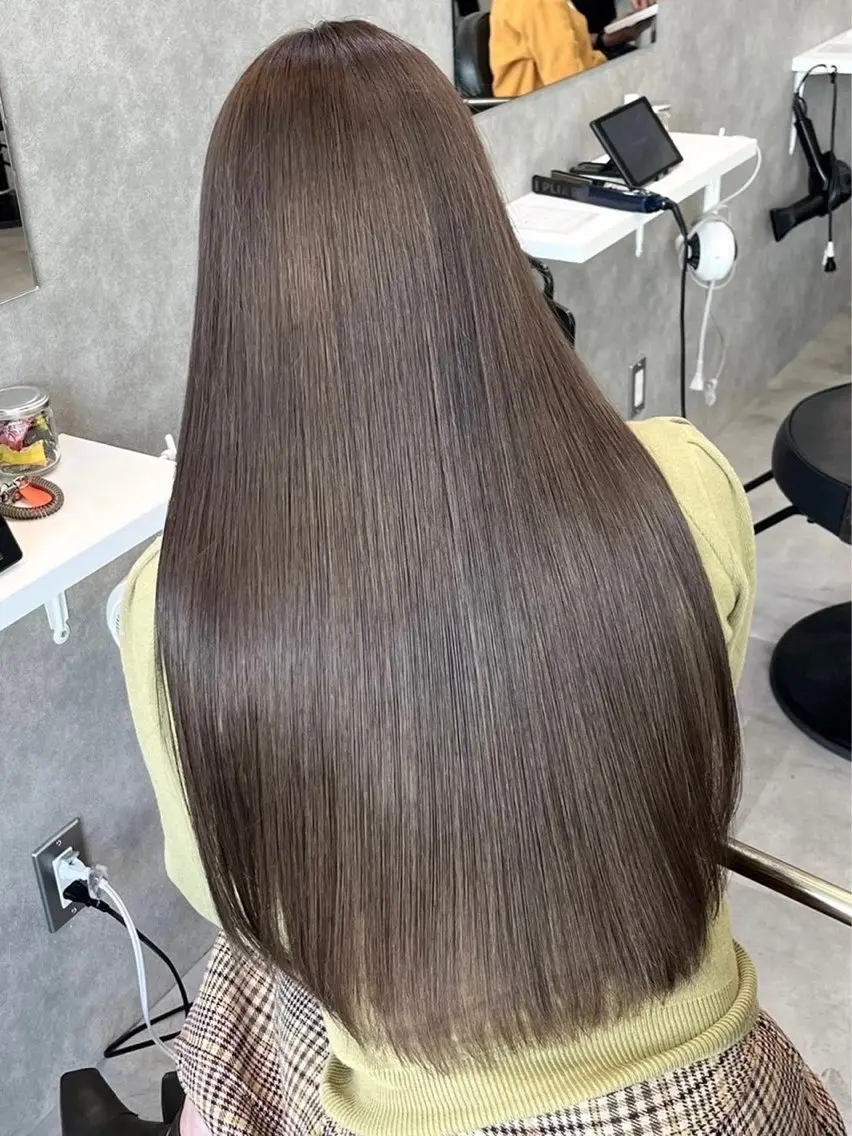 セミロング カット ヘアカラー トリートメント _WHITE 天神店のヘアスタイル