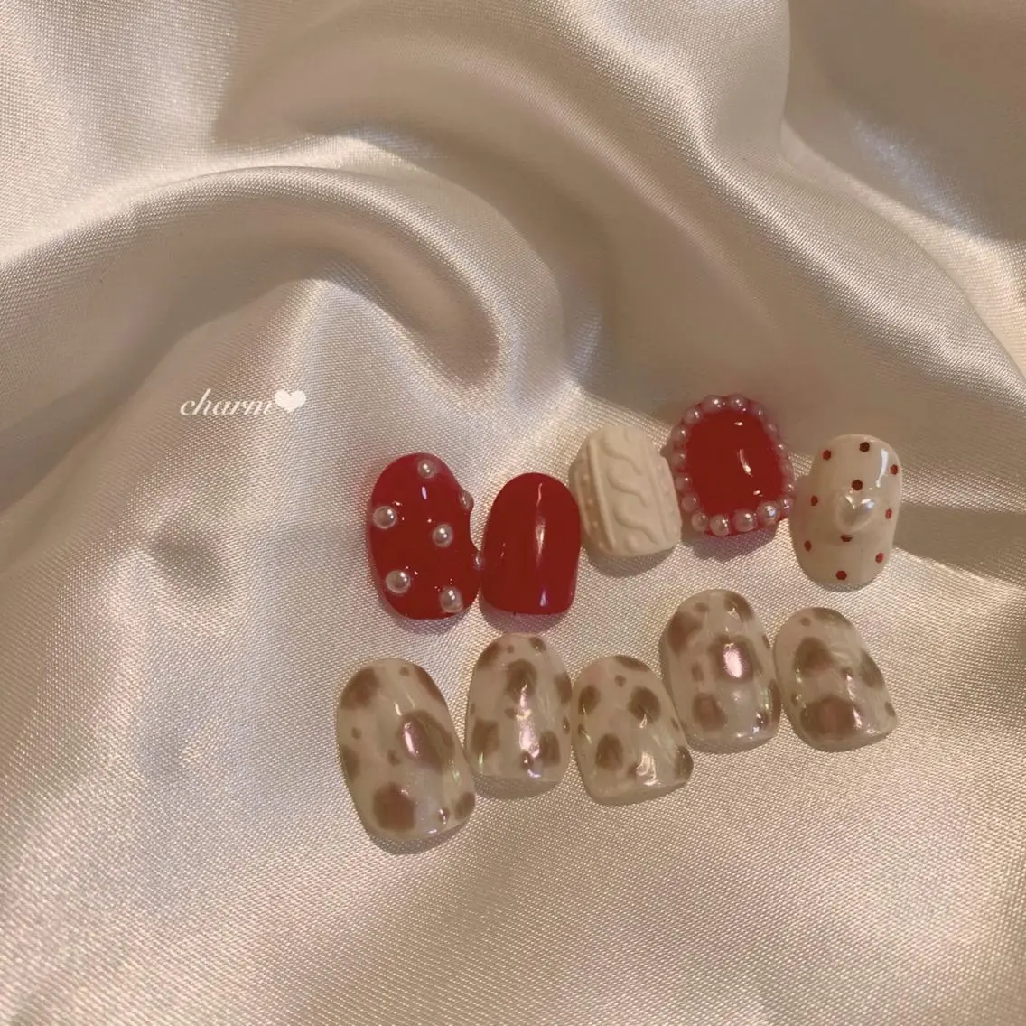 ネイル ドット 赤色 nail salon charmのネイルデザイン