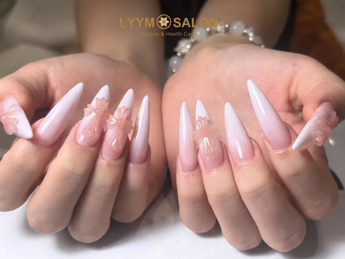 ネイル フラワーネイル ガーリー グラデーション 韓国ネイル ロングネイル ハンドネイル LYYM Salonのネイルデザイン