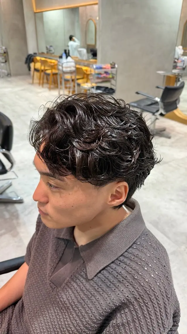 メンズ パーマ 杉野 ひなたのヘアスタイル