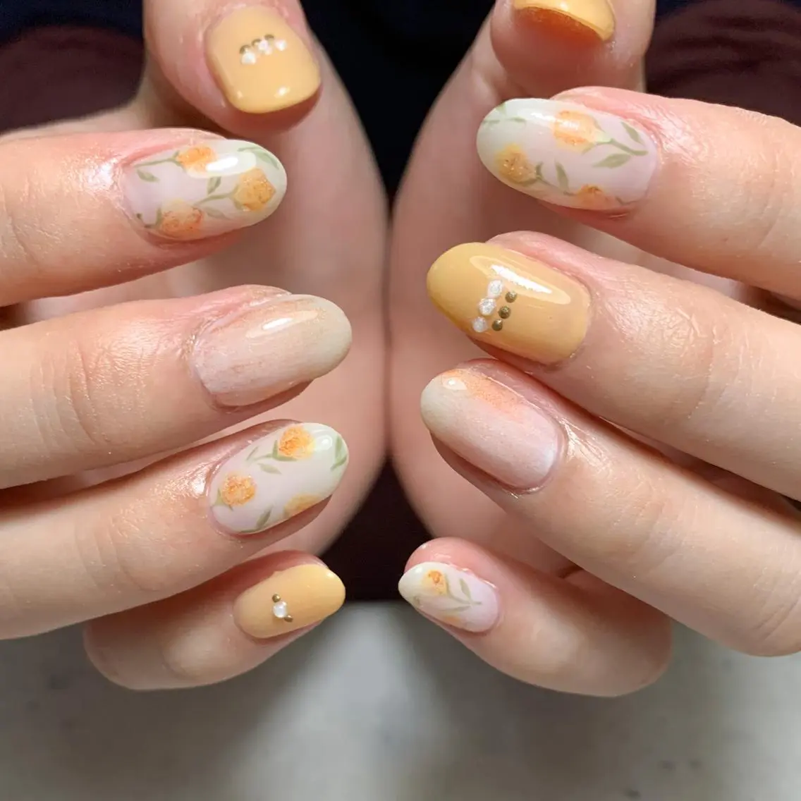 ネイル ハンドネイル FIORITURA aiのネイルデザイン