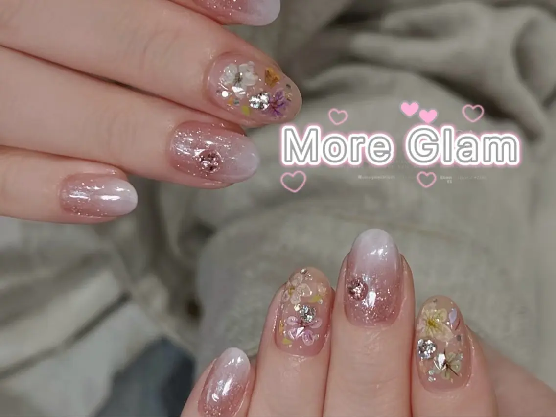 ショート ハンドネイル more glam 原宿店のネイルデザイン