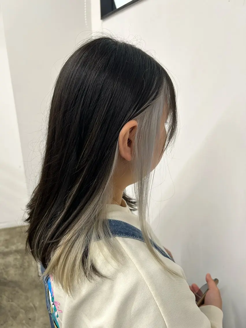 カラー 1回で綺麗になる 髪質改善 小山光のヘアスタイル