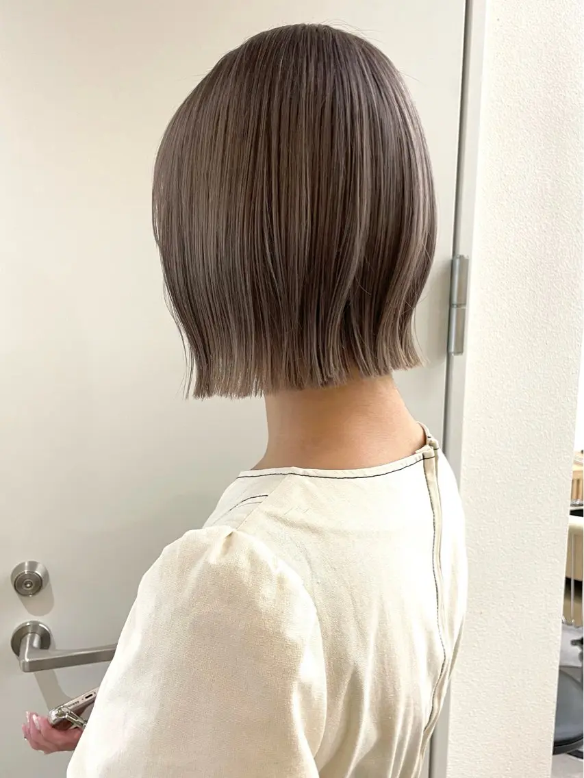 ミディアム カット ヘアカラー くどうももか 浦和　ショート　ボブのヘアスタイル