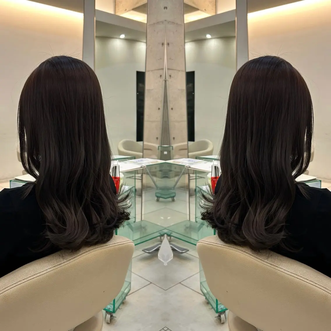 セミロング カット ヘアカラー MODEK's Brillerのヘアスタイル