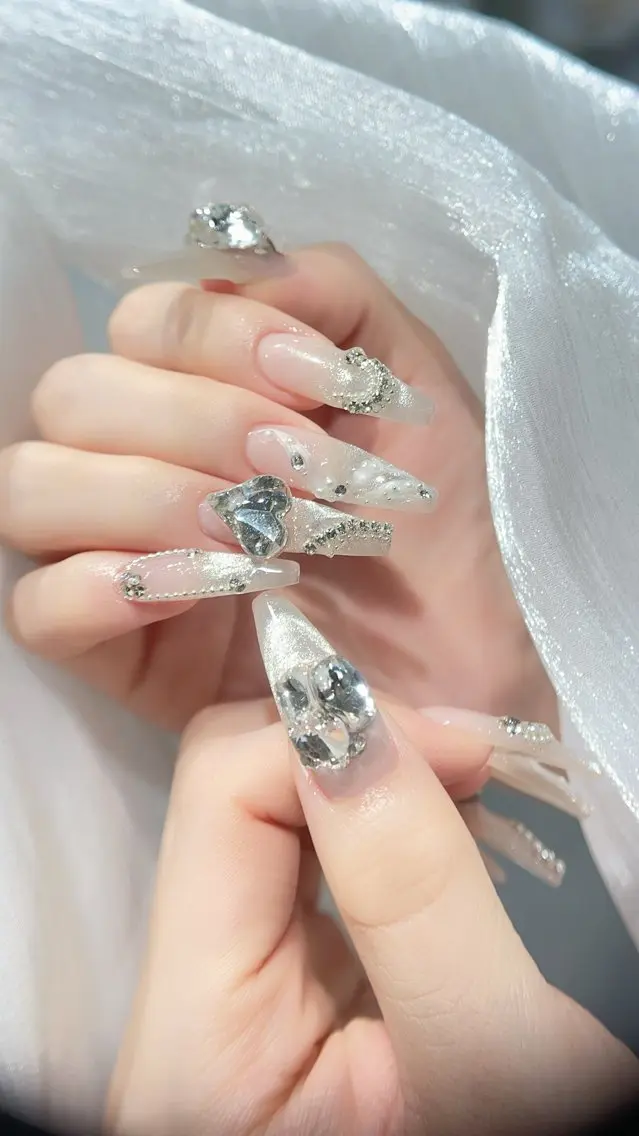 ネイル ハンドネイル SHE Nailのネイルデザイン
