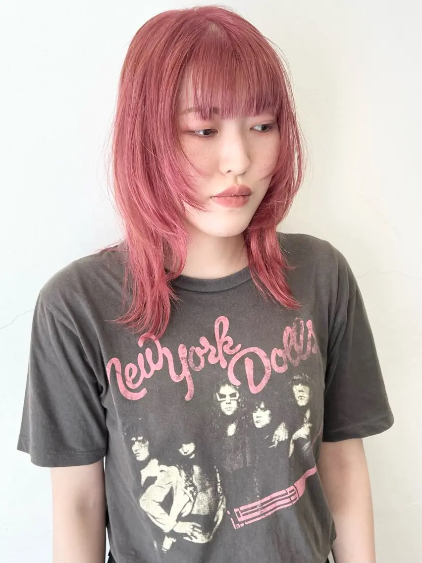 ミディアム カラー ハイトーンカラー ピンクカラー レイヤーカット 小顔カット ウルフカット カット ヘアカラー トリートメント HARU//原宿🤍 リピート率NO.1のヘアスタイル