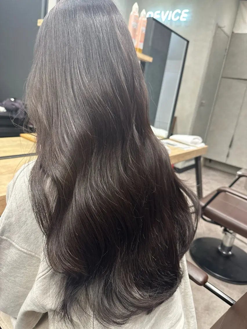 ロング カラー グレージュ ラベンダーカラー ラベンダーグレージュ ラベンダーグレー yu-kiハイトーン /ブリーチ無しカラーのヘアスタイル