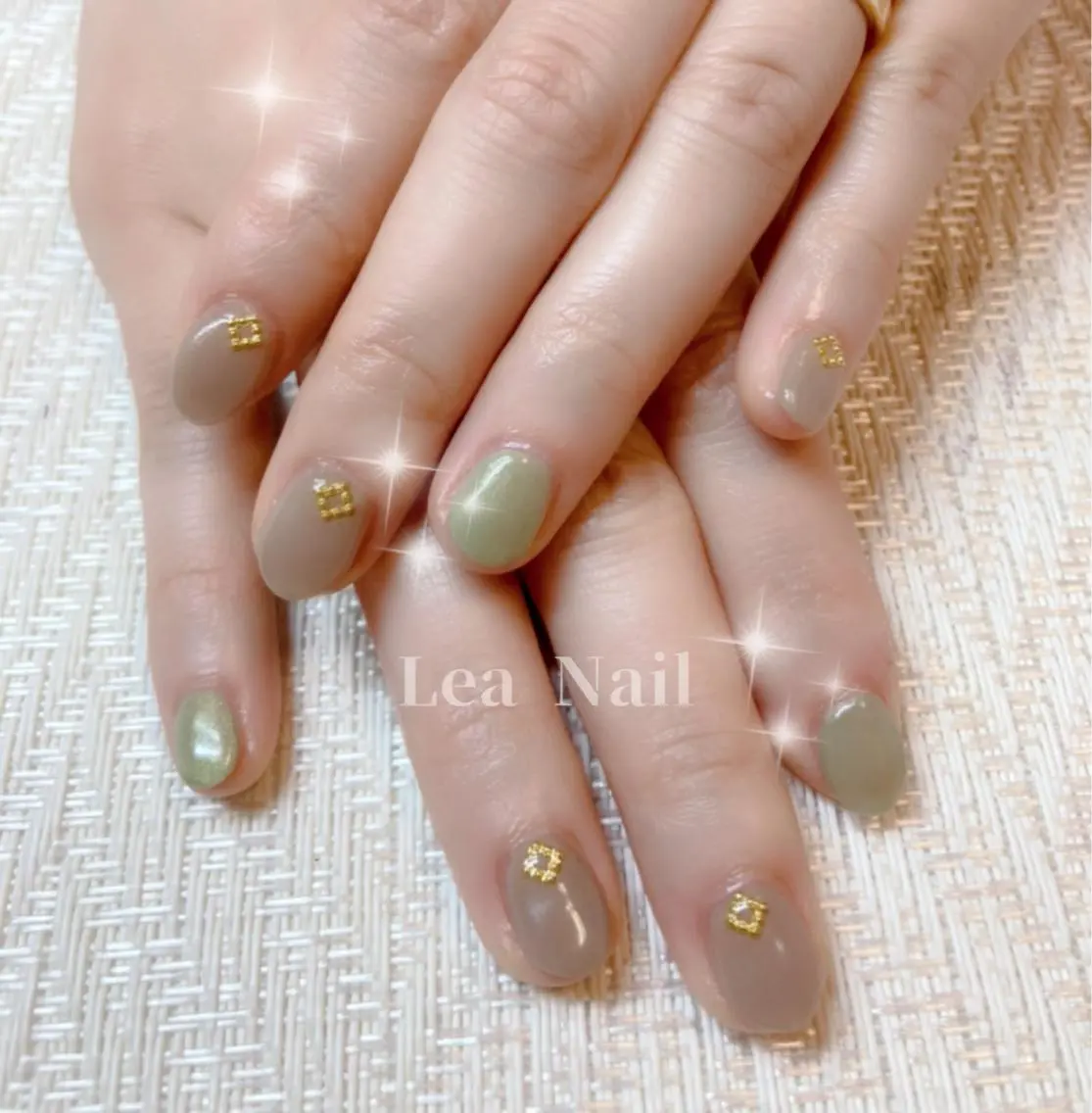 ネイル グリーン ピスタチオネイル Lea Nailのネイルデザイン