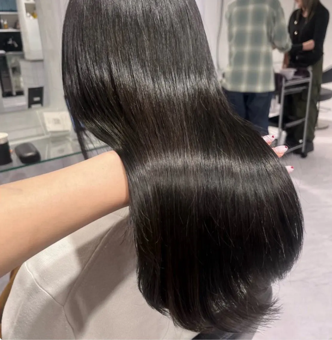 ロング カラー ヘアカラー トリートメント ヘッドスパ ヘアセット 🫧うる艶トレンド 🫧透明感カラーのヘアスタイル