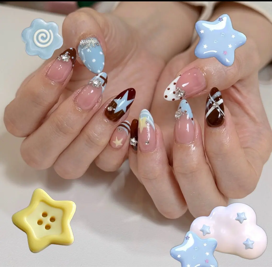 ネイル アートネイル ジェルネイル 韓国ネイル ニュアンスネイル シンプルネイル ハンドネイル ハンドケア Anna Melia Nailのネイルデザイン