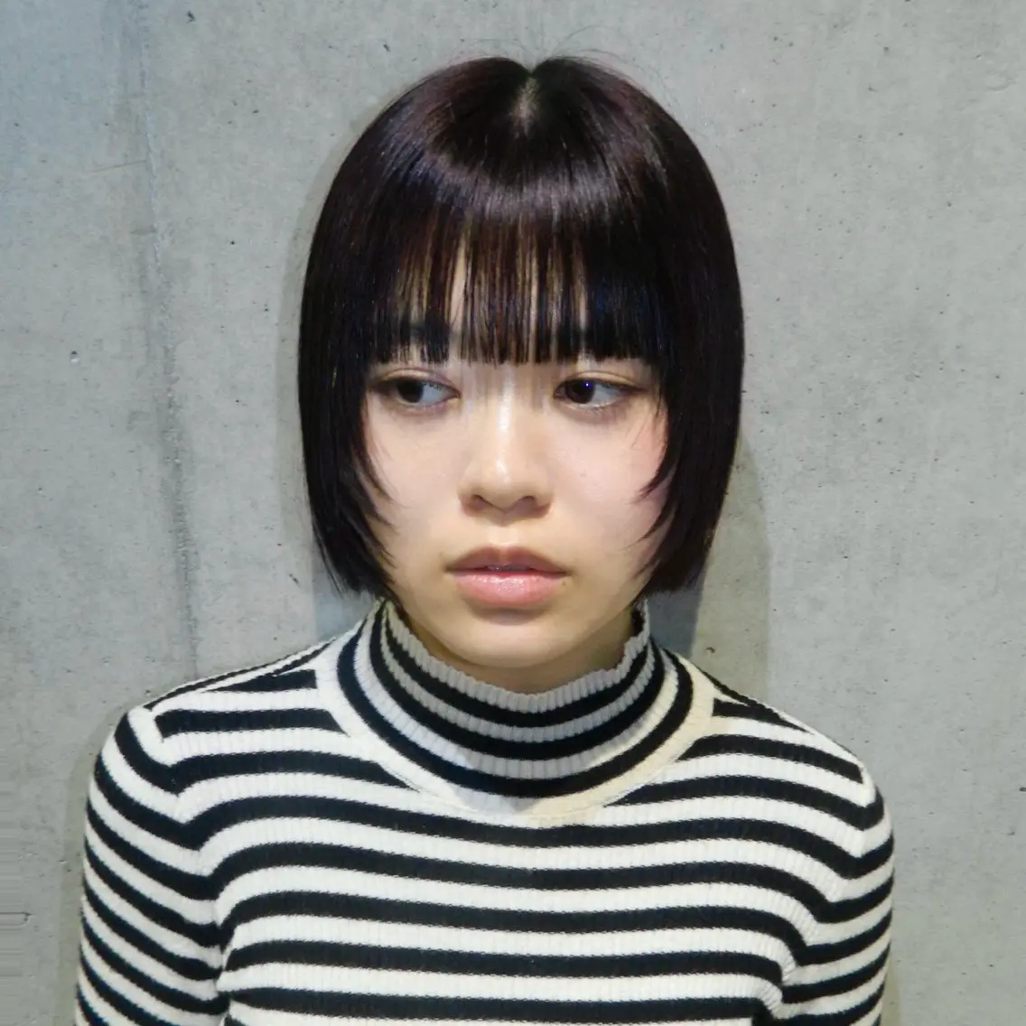 ショート カラー カシス ボブ 顔周りカット レイヤーカット カット ヘアカラー トリートメント 透明感/レイヤー/ sakura🪽のヘアスタイル