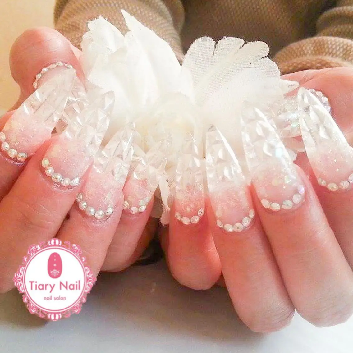 ネイル 💗🪽Tiary Nail🪽💗のネイルデザイン